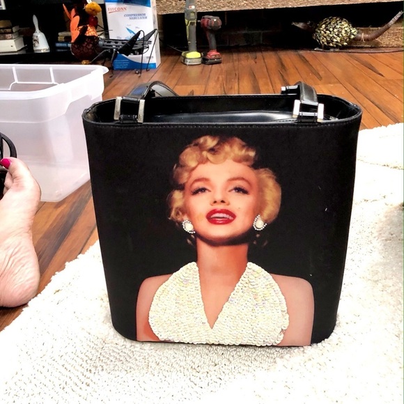 Handbags - New Orleans here we come! Collectibles!!